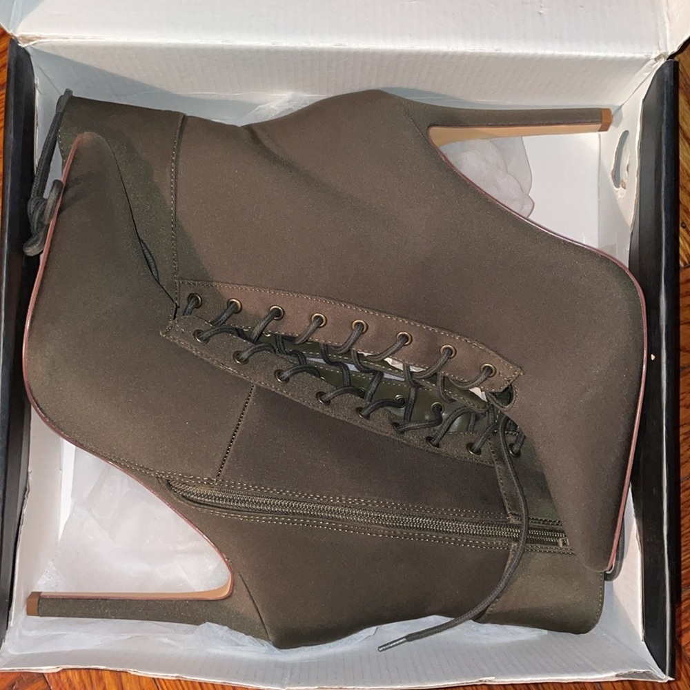 Olive boots